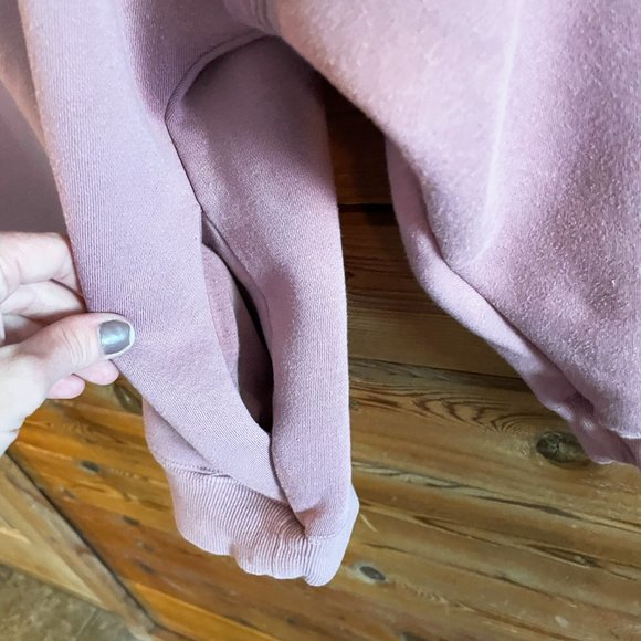 Mod Ref Lavender Mauve Oversized Sweater with Pockets Size Small - Picture 7 of 7